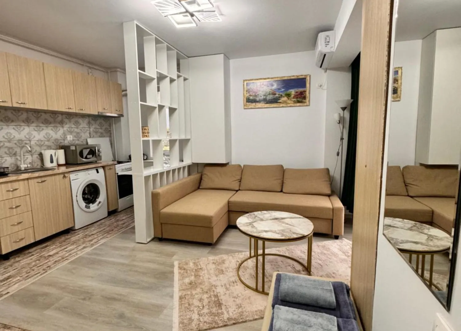 The Velvet Studio Bukarest